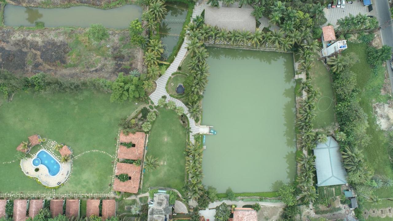 Breathing Earth - Rooms And Pool Колката Екстериор снимка